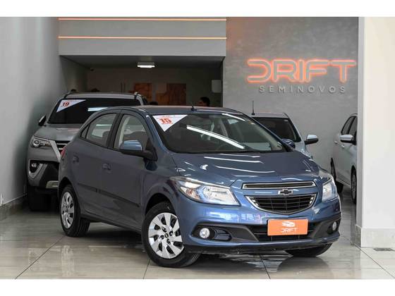 CHEVROLET ONIX 1.4 MPFI LT 8V FLEX 4P MANUAL CHEVROLET ONIX 1.4 MPFI LT 8V FLEX 4P MANUAL